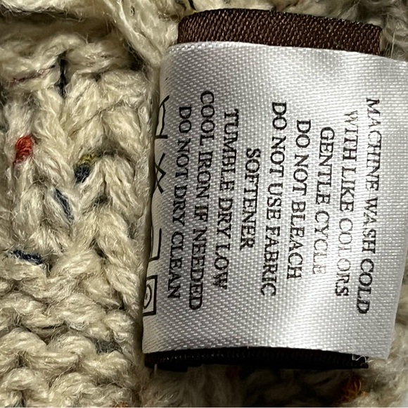 C.C. Beanie Trendy Warm Chunky Soft Stretch Cable Knit Beige Speckled Beanie - Picture 6 of 6